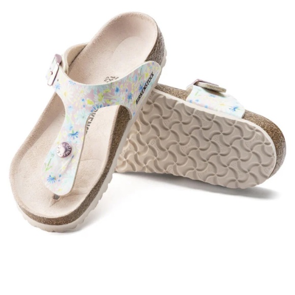 Birkenstock Other - Birkenstock Kids Sandals with Floral Design. Size Kid’s 31 (13 - 13.5)